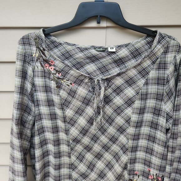 Eddie Bauer Khaki Green Plaid Blouse Floral Embroidered Peasant Boho Country - Picture 4 of 12
